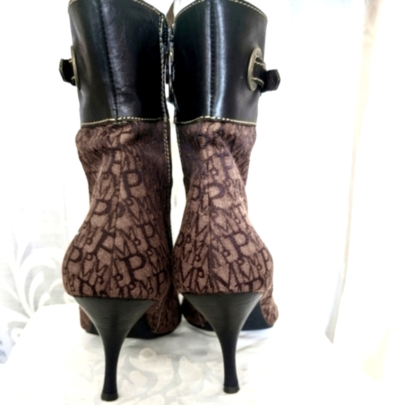 Get 50% off- PEDRO MIRALLES Size 9 Medium Vintage heeled Ankle Boots - Picture 4 of 16